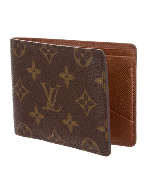 lv titanium wallet